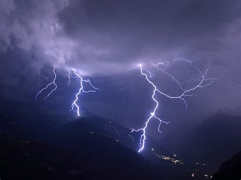 lightning stakes prediction|New Study Hints at Bespoke Future of Lightning .